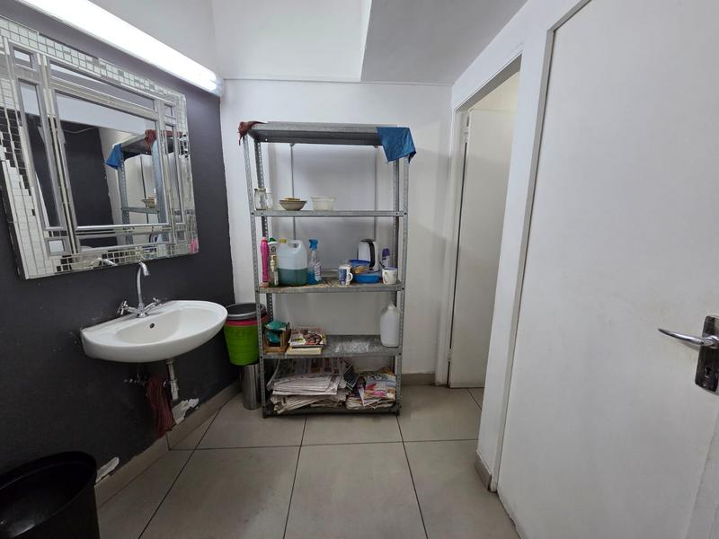 To Let commercial Property for Rent in Salt River Western Cape